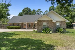 233 Galway Dr, Niceville, FL 32578 - Photo 2