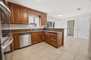 157 Country Club Rd, Shalimar, FL 32579 - Photo 14