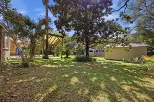 157 Country Club Rd, Shalimar, FL 32579 - Photo 48
