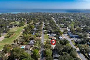 157 Country Club Rd, Shalimar, FL 32579 - Photo 70
