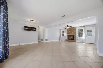 157 Country Club Road, Shalimar, FL 32579 - Photo 6