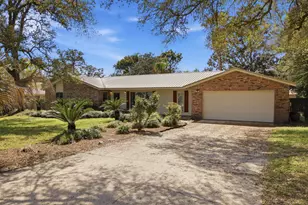 157 Country Club Rd, Shalimar, FL 32579 - Photo 2