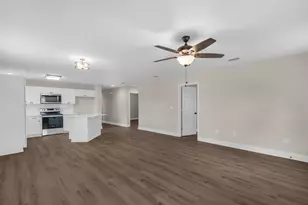 5438 Bayleaf Dr, Crestview, FL 32539 - Photo 16