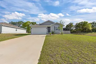 2674 Saltgrass Wy, Crestview, FL 32536 - Photo 2