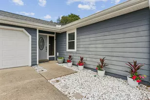129 Newcastle Cir, Fort Walton Beach, FL 32547 - Photo 2