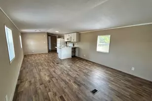 1370 Suzanne Cir, Holt, FL 32564 - Photo 1