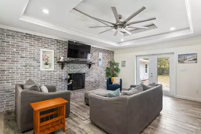 204 SW Coral Drive, Fort Walton Beach, FL 32548 - Photo 1