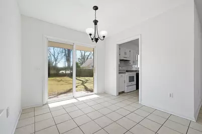 306 W Kansas Street, Bonifay, FL 32425 - Photo 8