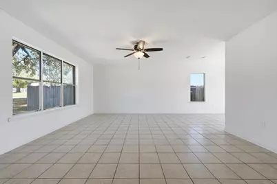 306 W Kansas Street, Bonifay, FL 32425 - Photo 4
