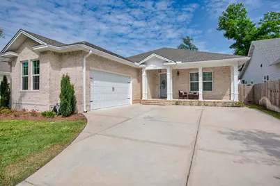 1233 Elderflower Drive, Niceville, FL 32578 - Photo 2