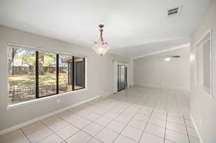 644 Caribbean Way, Niceville, FL 32578 - Photo 10