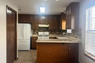 451 W Park Dr, Mary Esther, FL 32569 - Photo 4