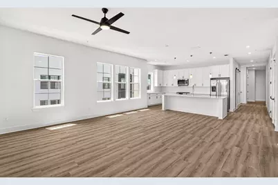 277 The Grove Drive #348, Miramar Beach, FL 32550 - Photo 2