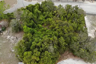 1960 Sherry Ann Ln, Navarre, FL 32566 - Photo 1