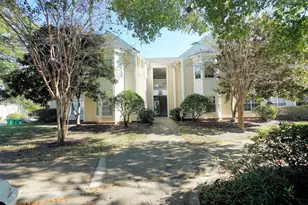 1501 N Partin Dr, Niceville, FL 32578 - Photo 1