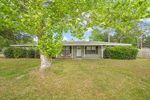 3014 Bob White Dr, Mary Esther, FL 32569 - Photo 1