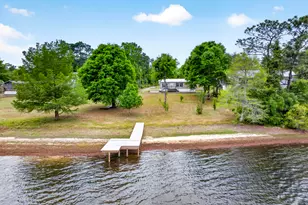 535 Kings Lake Blvd, Defuniak Springs, FL 32433 - Photo 1
