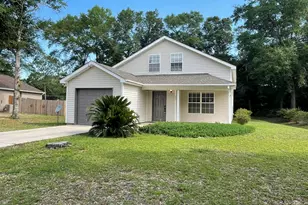 233 Timber Wind Dr, Defuniak Springs, FL 32433 - Photo 1