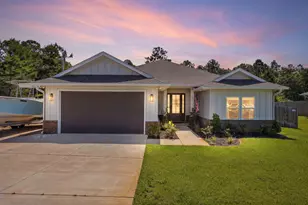 1652 Ponderosa Dr, Gulf Breeze, FL 32563 - Photo 1