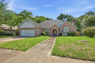 341 Brian Cir, Mary Esther, FL 32569 - Photo 1