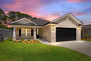 43 Owen St, Niceville, FL 32578 - Photo 1