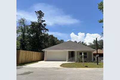 498 Robert Avenue, Niceville, FL 32578 - Photo 1