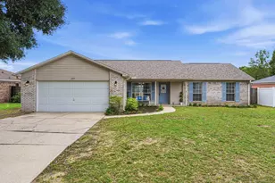 207 Secretariat Dr, Crestview, FL 32539 - Photo 1