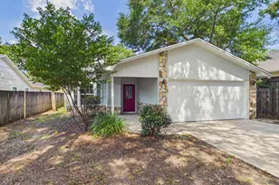1920 Redwood Ave, Niceville, FL 32578 - Photo 1