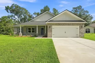 123 Fairway Dr, Crestview, FL 32536 - Photo 1