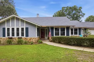 406 Greenwood Way, Niceville, FL 32578 - Photo 1