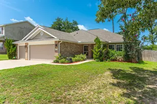 3048 Crown Creek Cir, Crestview, FL 32539 - Photo 1