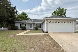 2 Stowe Rd, Mary Esther, FL 32569 - Photo 1