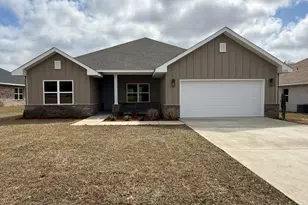 2406 Aleia Ln, Crestview, FL 32536 - Photo 1