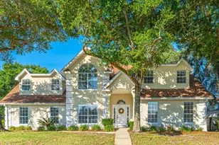 810 Boulevard of the Champions, Shalimar, FL 32579 - Photo 1