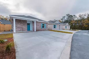 108 Clearing Wy, Valparaiso, FL 32580 - Photo 1