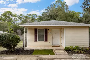 5668 Charter Cir, Gulf Breeze, FL 32563 - Photo 1