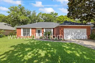 1714 Evans Ct, Niceville, FL 32578 - Photo 1