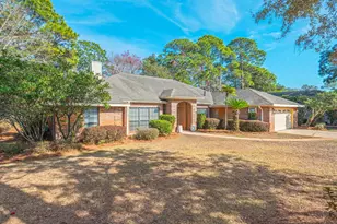 1395 Windward Ln, Niceville, FL 32578 - Photo 1