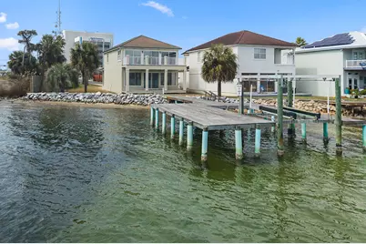 901 Lighthouse Road, Fort Walton Beach, FL 32547 - Photo 1