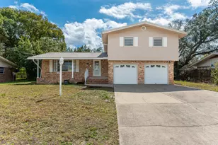 216 NW Chateaugay St, Fort Walton Beach, FL 32548 - Photo 1