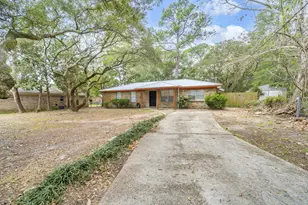 1020 Pinetree Rd, Mary Esther, FL 32569 - Photo 1