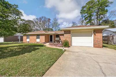 323 Pontevedra Lane, Niceville, FL 32578 - Photo 1