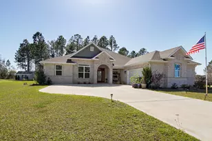 279 Tournament Ln, Freeport, FL 32439 - Photo 1