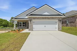 41 Spooner St, Defuniak Springs, FL 32433 - Photo 1