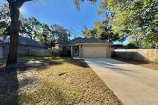 1311A Keturah St, Niceville, FL 32578 - Photo 1