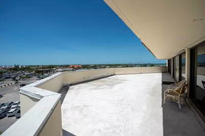 1010 Kennedy Drive #400, Key West, FL 33040 - Photo 4
