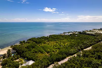 82900 Old Highway, Upper Matecumbe Key Islamorada, FL 33036 - Photo 2