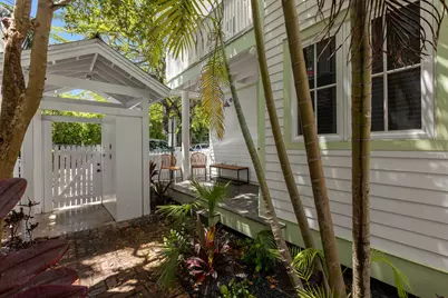 1011 Simonton Street #R1, Key West, FL 33040 - Photo 2