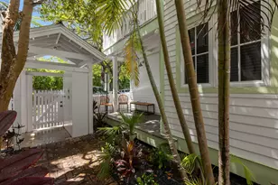 1011 Simonton St, Key West, FL 33040 - Photo 2