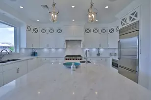 128 Leoni Dr, Plantation Key, FL 33036 - Photo 10